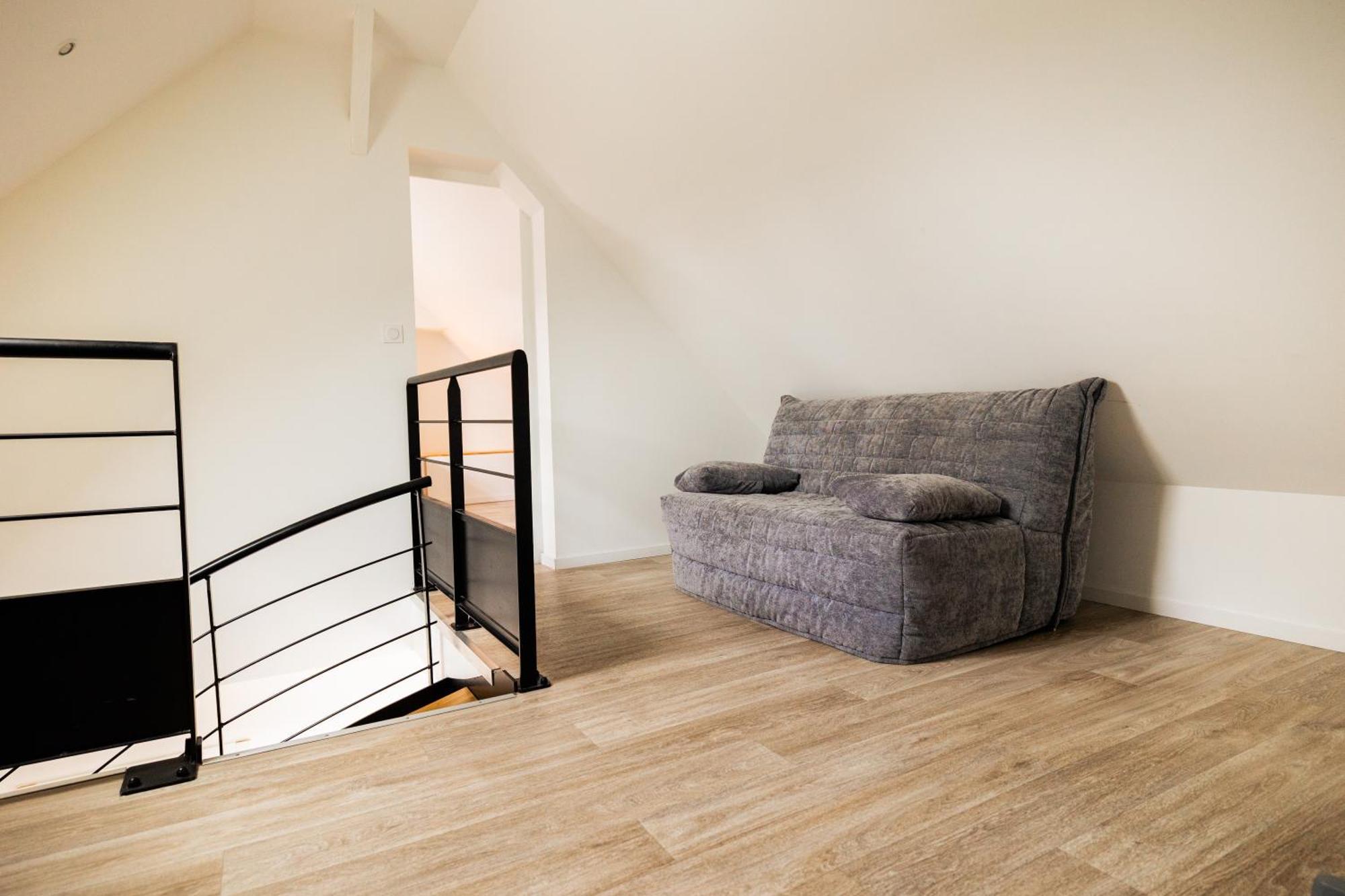 Maison Comprenant Deux A Louer, Ensemble Ou Independamment, Capacite De 4 A 19 Personnes Idealement Place Pour Visiter Le Mont-saint-michel, Saint-malo Et Les Alentours Holiday home *